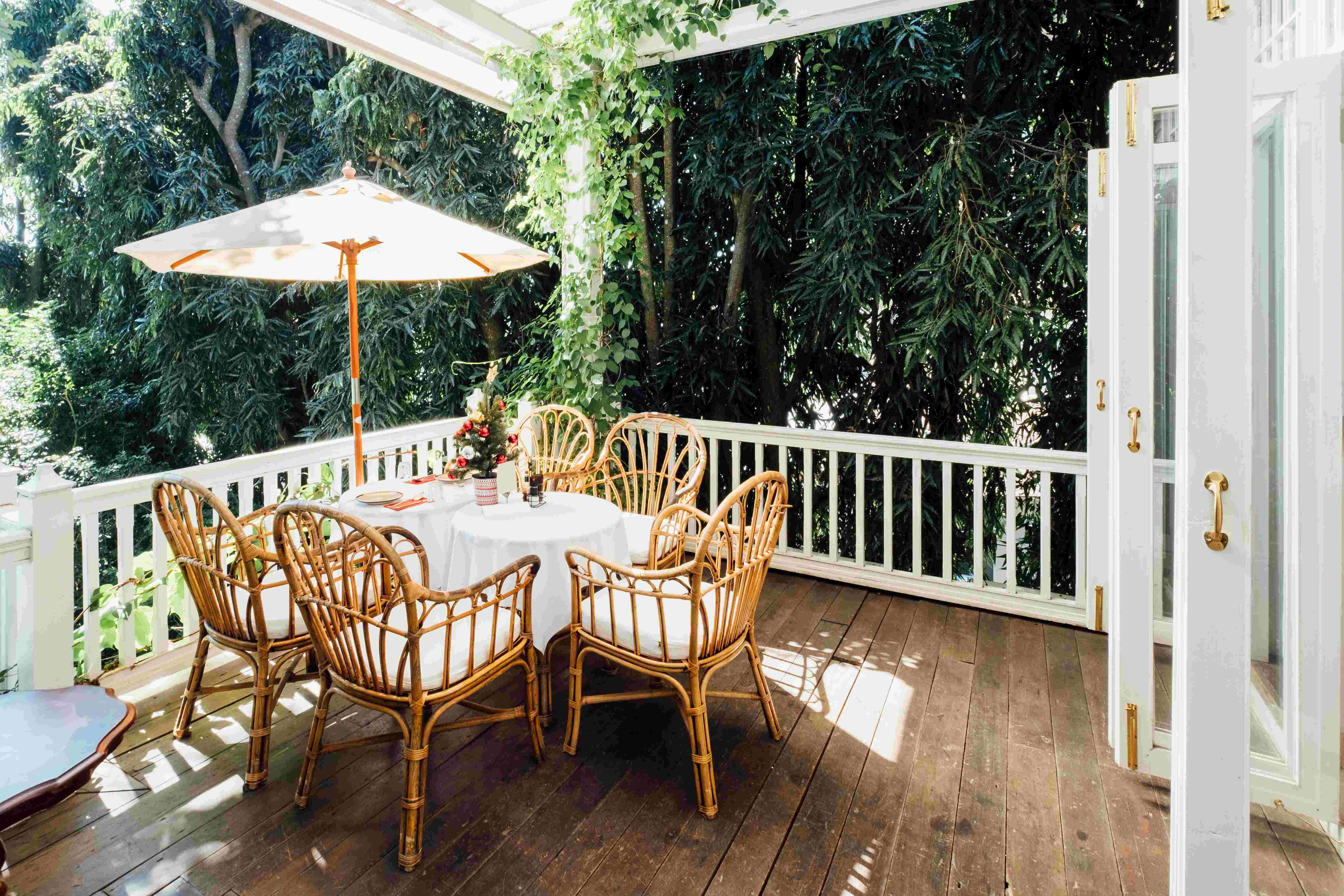 Porch concept.